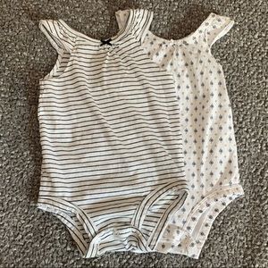 Carter’s Bodysuits 2 for $8